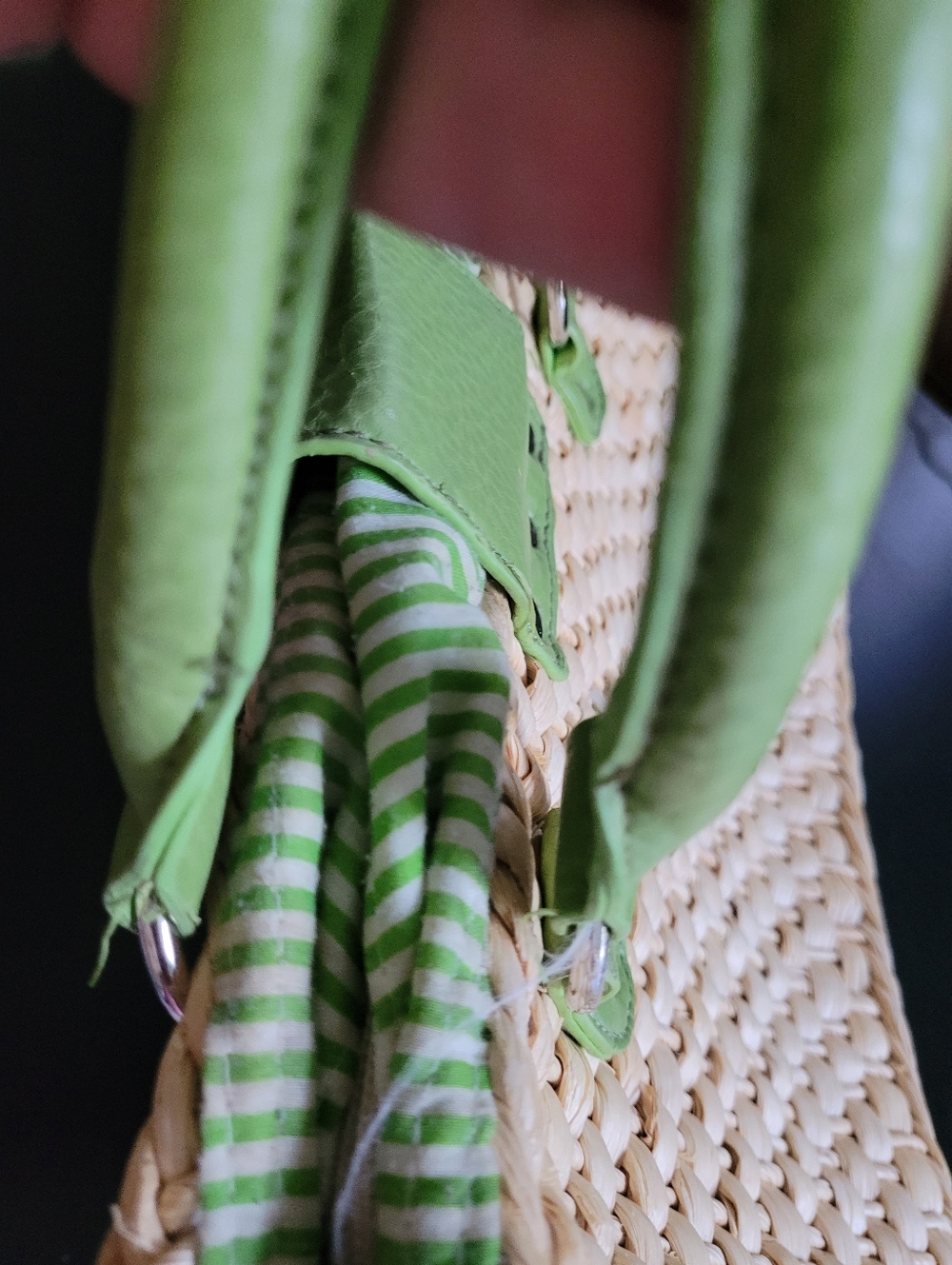 Green Trim Woven Straw Tote Bag - Picture 8 of 14